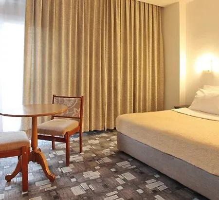 Slavija Hotel 3*